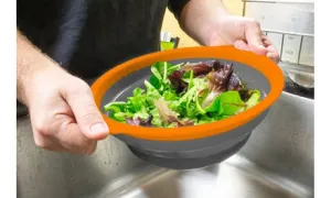 2Pc Set- Collapsible Colanders with Handles