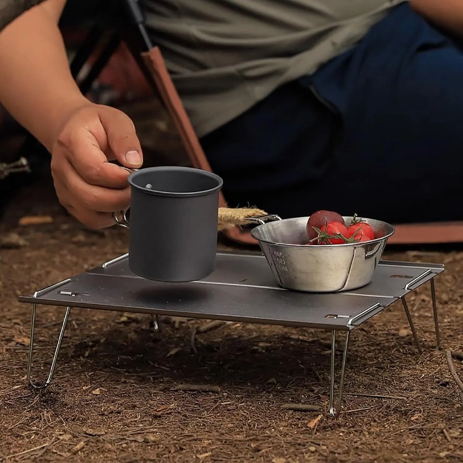 Camping Cup, Hard Anodized Aluminum Backpacking Cup, 2oz/400ml Camping Cookware, with Collapsible Handle, for Outdoors Camping(B)
