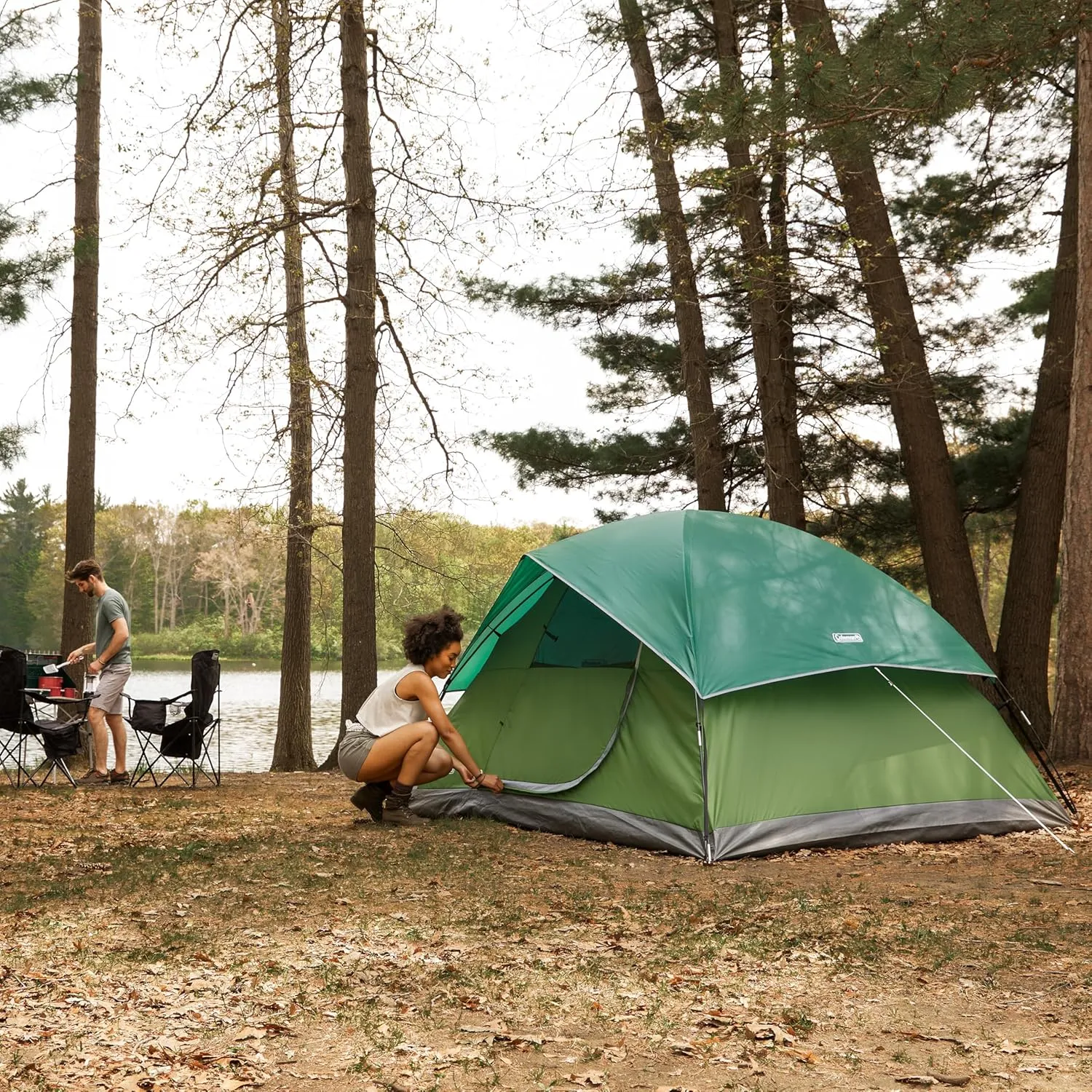Coleman Sundome Camping Tent with Rainfly, 2/3/4/6 Person Tent Sets Up in 10 Mins, Weatherproof Shelter for Camping, Festivals, Backyard, Sleepovers, & More