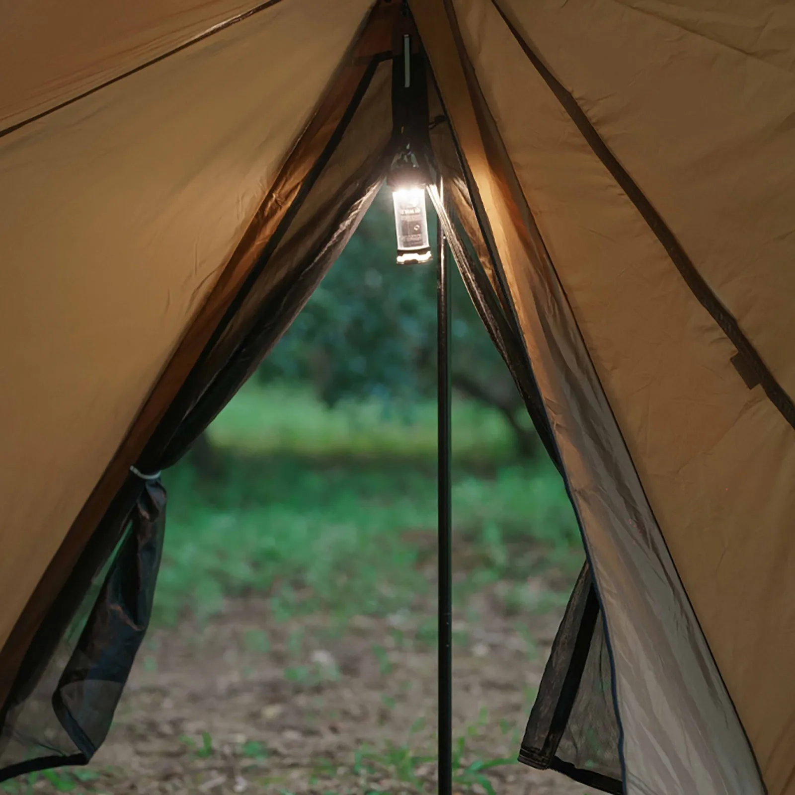 DS004 Hot Tent with Stove Jack Camping Winter Tent 4 Season Tent 1-2 Person 7.7lb Lightweight Water & Wind-Resistant