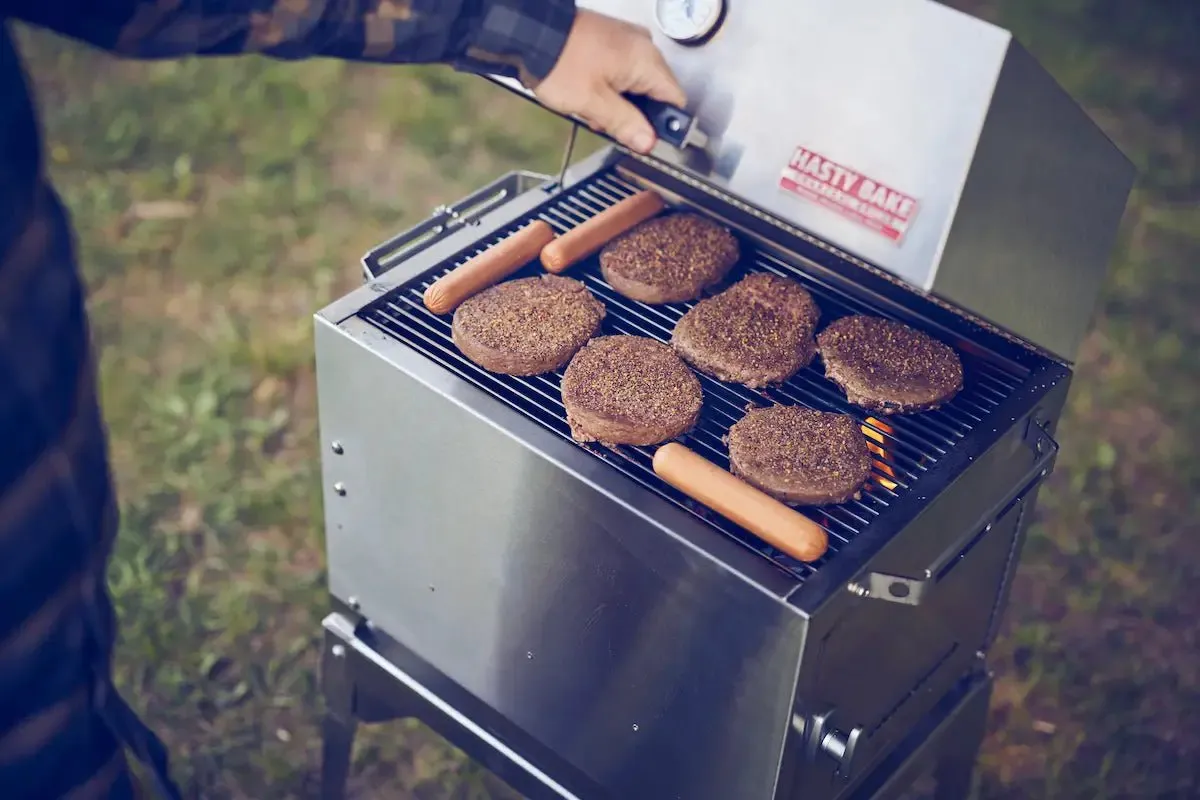 Hasty-Bake Ranger 380 Charcoal BBQ Grill