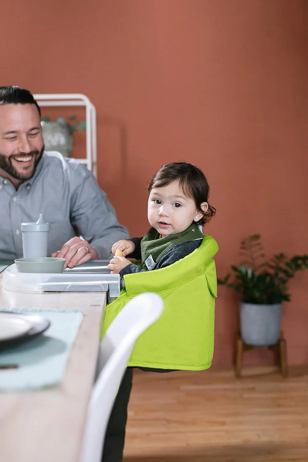 Inglesina Fast Table Chair - Award-Winning Convenient Baby High Chair - Use at Most Tables or Restaurants Without Leaving Scratches (Fuchsia Pink), 14x17x11 Inch (Pack of 1) (AY90F6FUXUS/D)