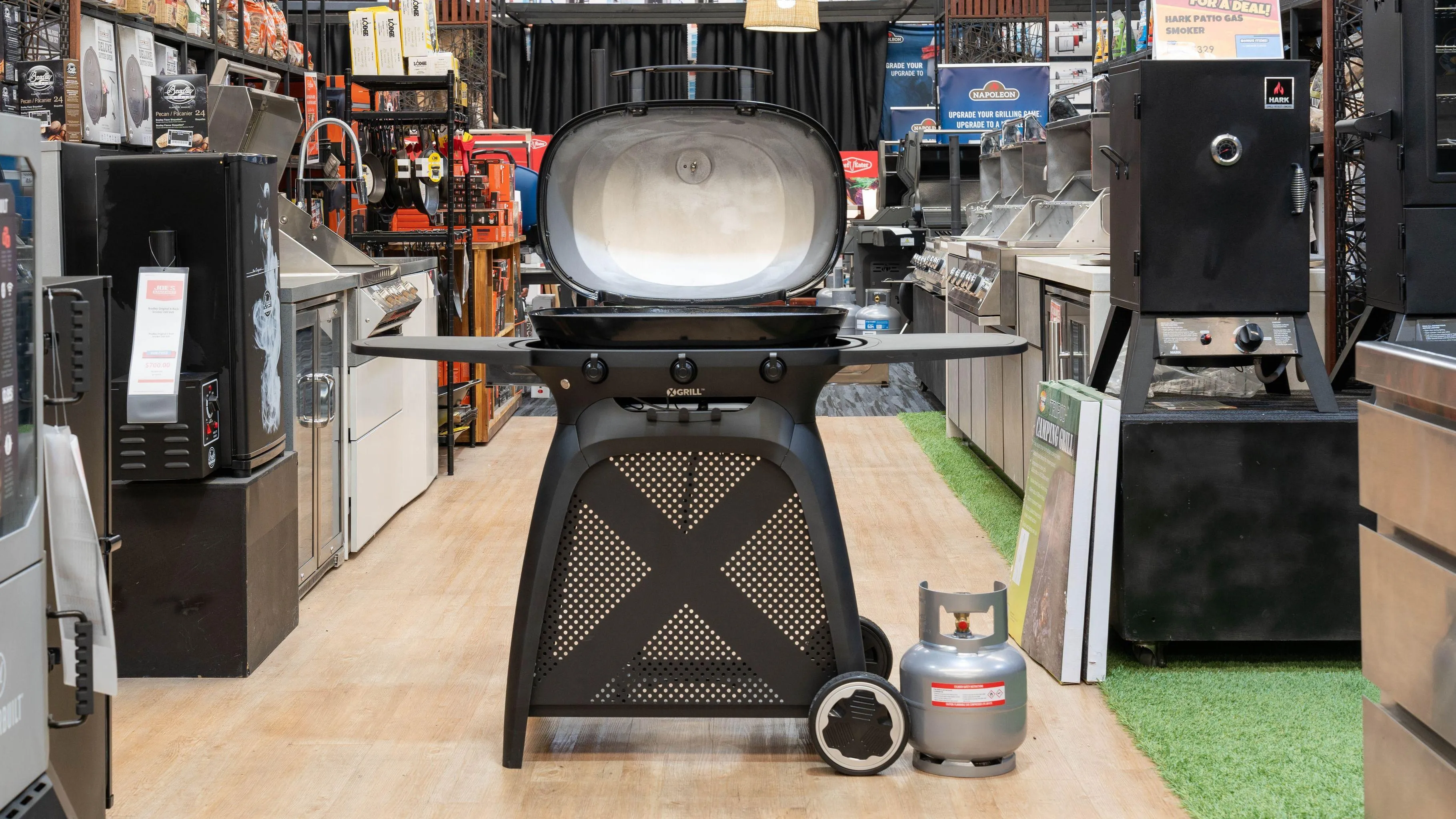 Masport X-Grill 3 Burner Freestanding BBQ