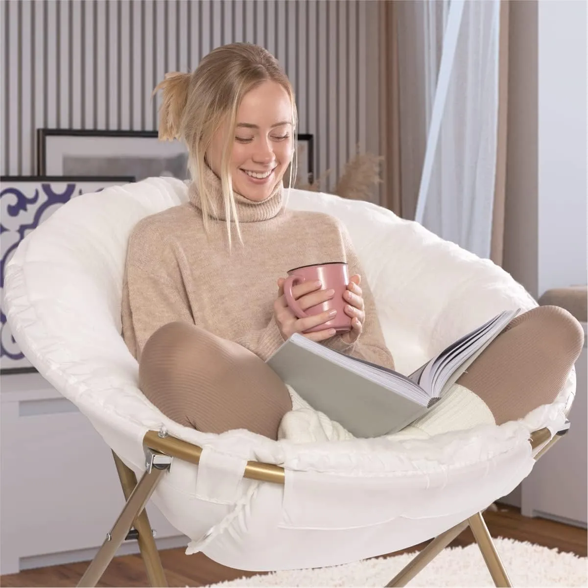 Milliard Saucer Chair For Adults, Teens & Kids, White, Faux Fur XL Circle Chair for Bedroom, Dorm & Gaming, Foldable Comfy Accent Seat for Small Spaces, Folding Moon / Mushroom / Round Oversized Style
