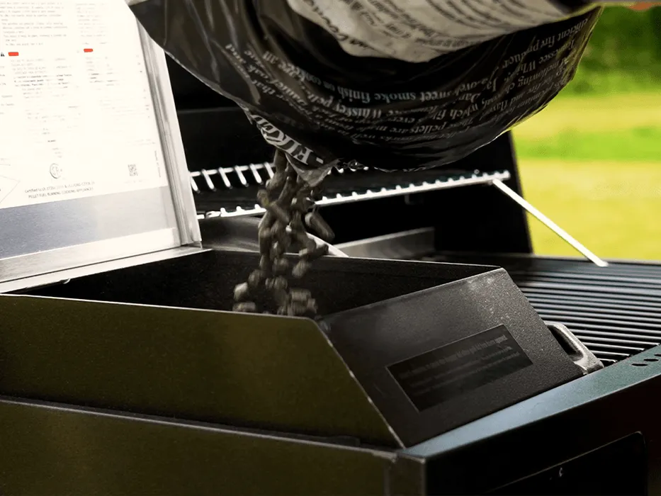 Prime300 Ergonomic Halo Comprehensive assistance Pellet Countertop Grill
