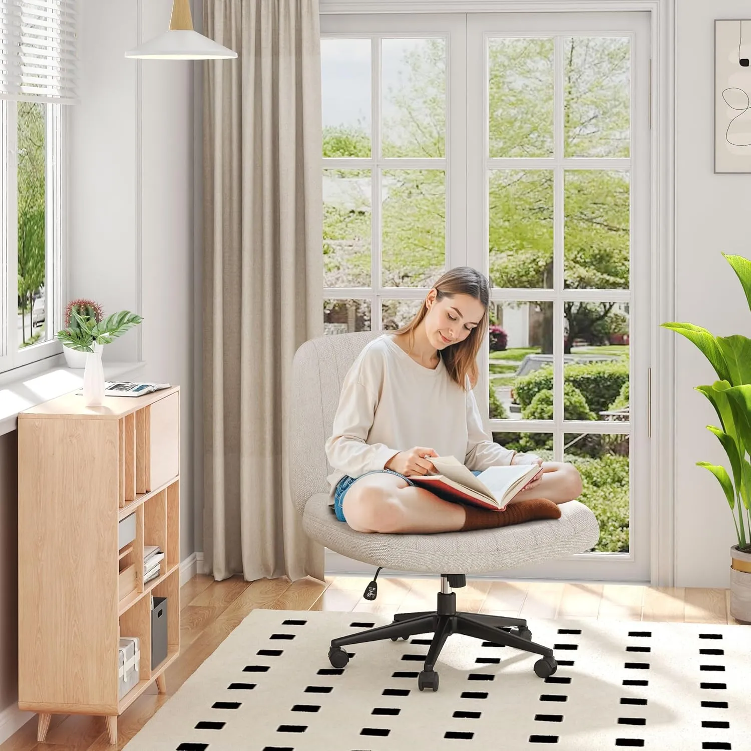Shintenchi Criss Cross Chair,Cross Legged Office Seat with Wheels Armless Swivel Vanity Chair,Height Adjustable Wide Computer Task Seating for Home Office,Beige